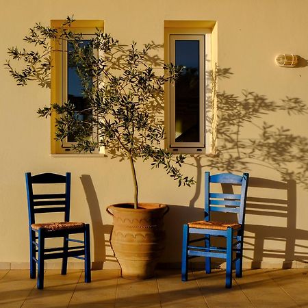 Villa Poppy Vathí Esterno foto
