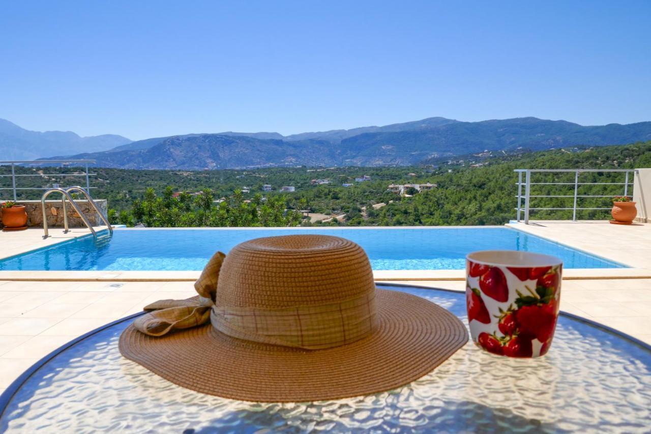 Villa Poppy Vathí Esterno foto